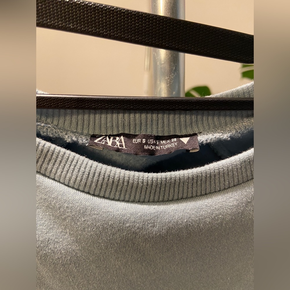 Top - Picture 3 of 3